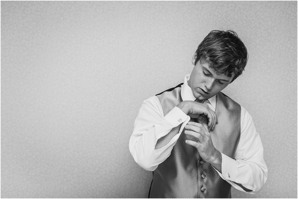 House_Mountain_Inn_Lexington_Wedding_0093