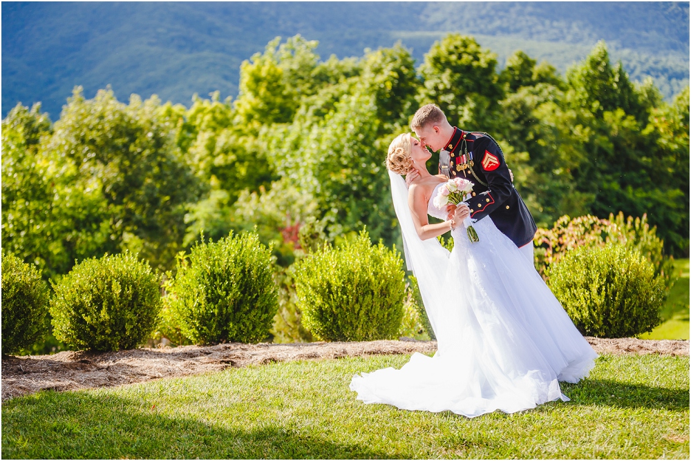 House_Mountain_Inn_Lexington_Wedding_0115