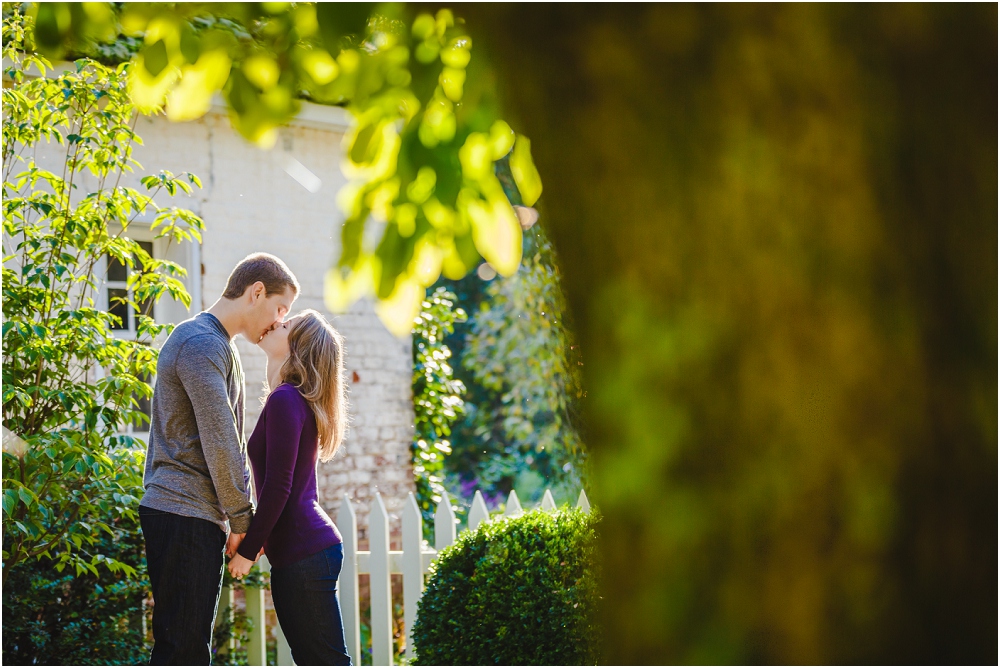 Tuckahoe Plantation Engagement Session Wedding Richmond Virginia Wedding Photographers_0109