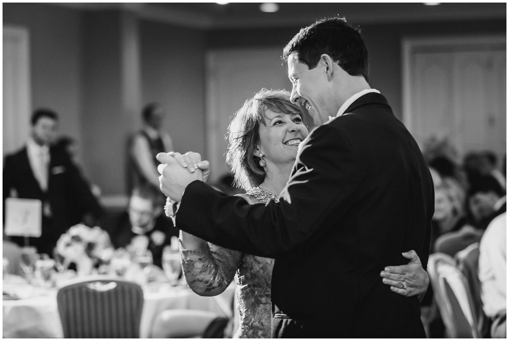 Hermitage Country Club Wedding Richmond Wedding photographers_1209