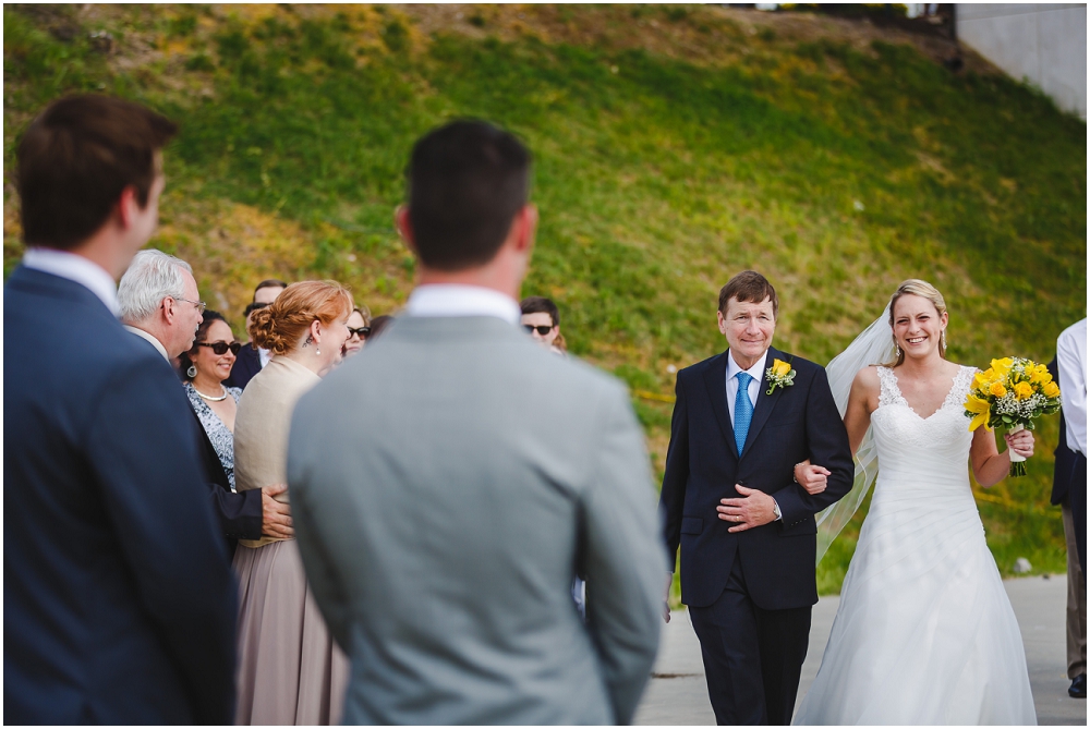 Boathouse at Rocketts Landing Wedding Richmond Wedding photographers_0103