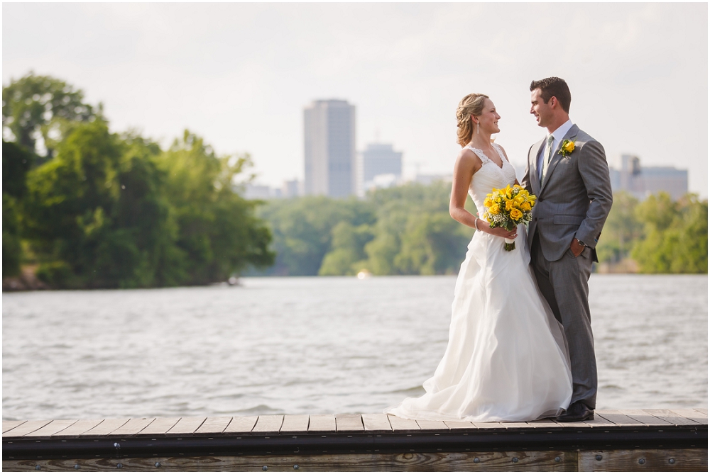 Boathouse at Rocketts Landing Wedding Richmond Wedding photographers_0113