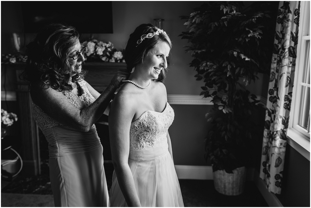 House Mountain Inn Wedding Lexington Virginia Wedding Richmond Wedding photographers_0005