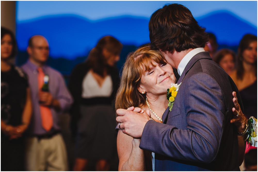 House Mountain Inn Wedding Lexington Virginia Wedding Richmond Wedding photographers_0042