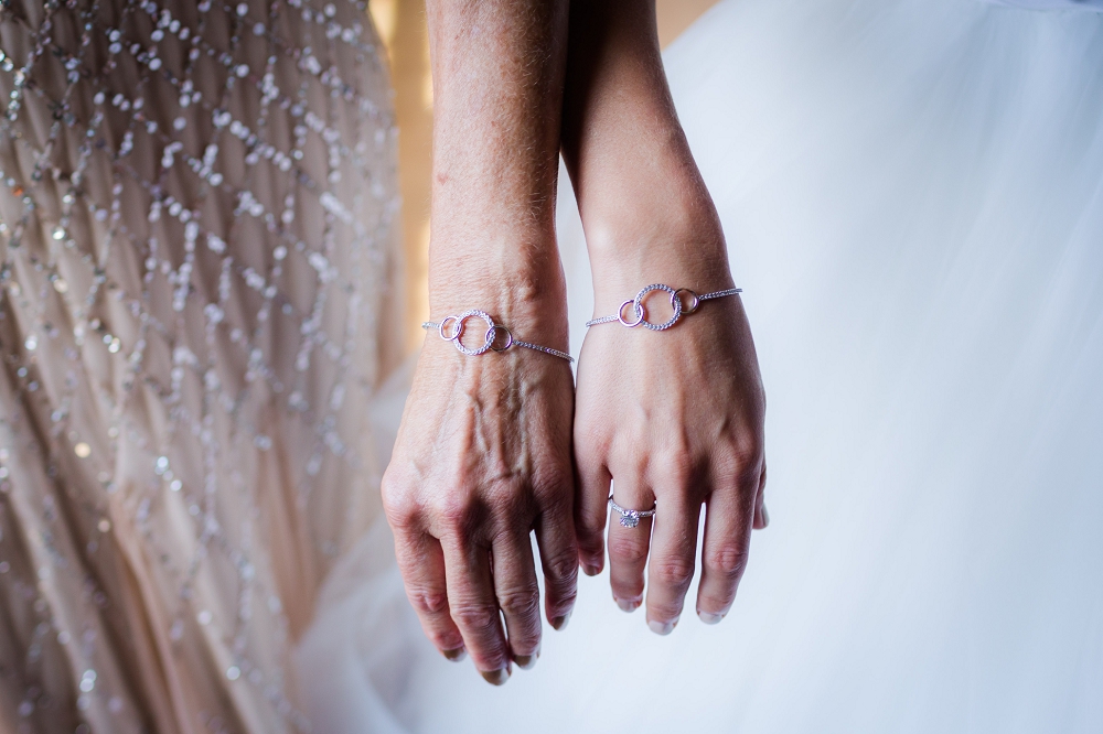 house-mountain-inn-wedding-richmond-wedding-photographers-lexington-wedding_0009