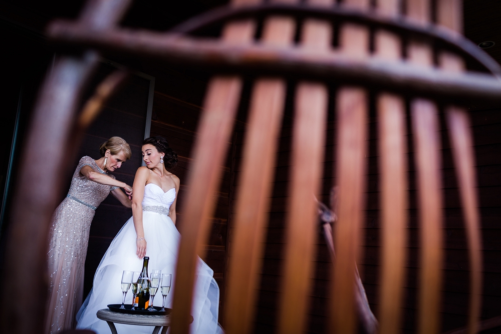 house-mountain-inn-wedding-richmond-wedding-photographers-lexington-wedding_0012