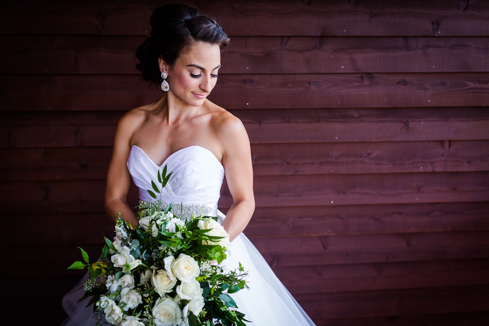 house-mountain-inn-wedding-richmond-wedding-photographers-lexington-wedding_0013