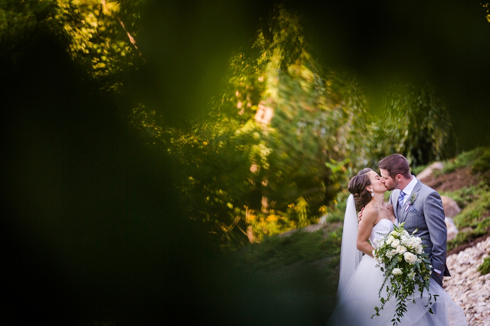 house-mountain-inn-wedding-richmond-wedding-photographers-lexington-wedding_0036