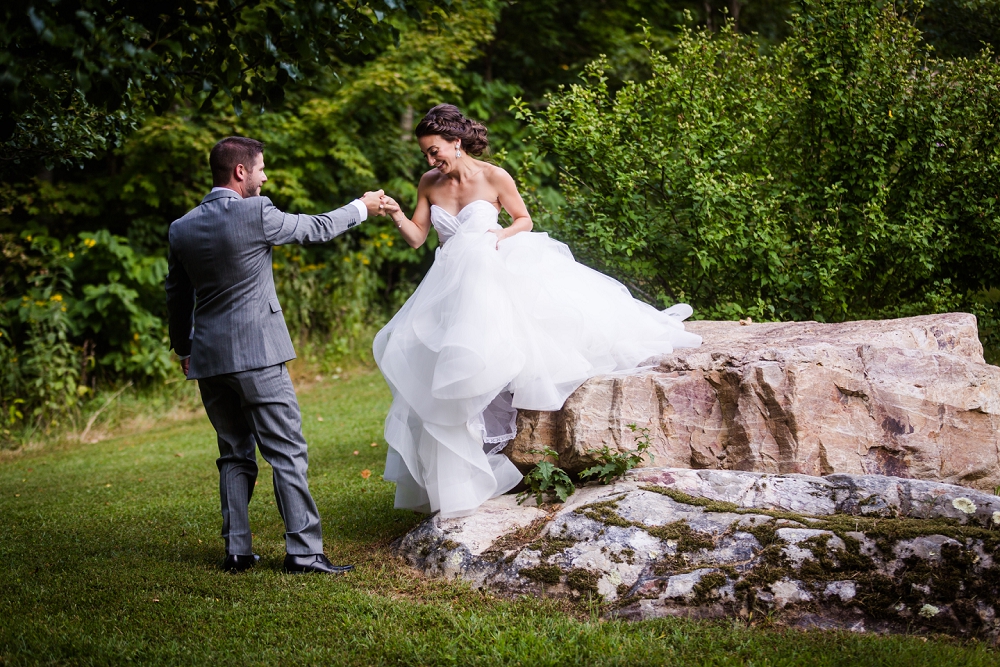 house-mountain-inn-wedding-richmond-wedding-photographers-lexington-wedding_0041