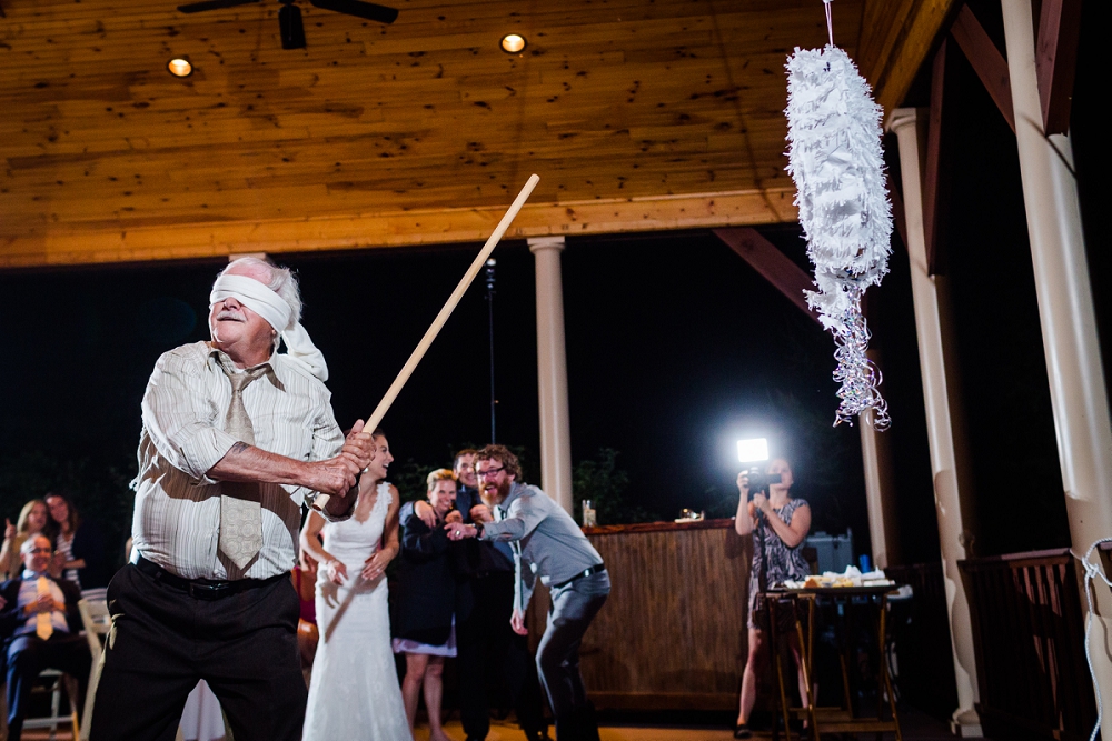 house-mountain-inn-wedding-richmond-wedding-photographers-lexington-wedding_0059